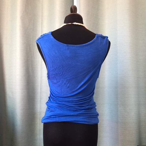 NEW • WetSeal Drapery style sleeveless top. Sz M - Picture 2 of 5